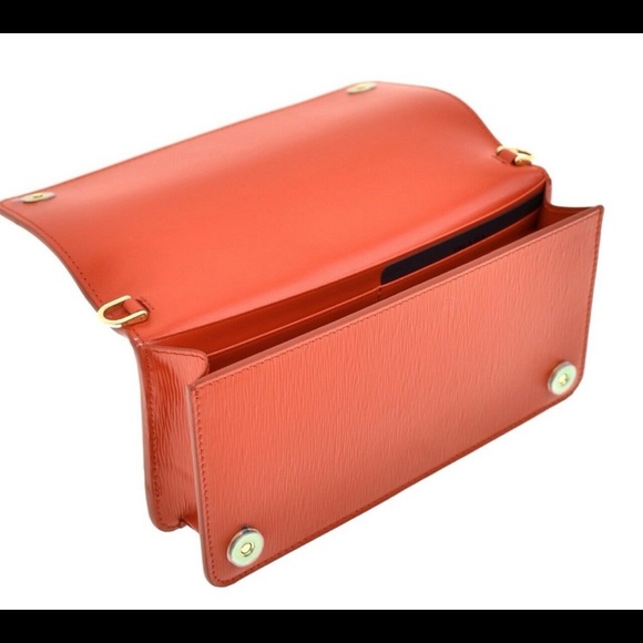 Prada Crossbody Chain Wallet Red Leather New. - Picture 5 of 7